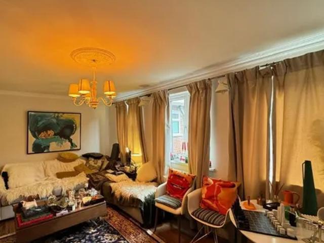 Apartment for rent in London Borough of Merton, South Wimbledon
