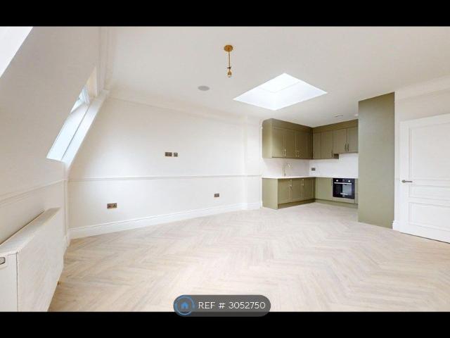 Apartment for rent in London Borough of Merton, Greater London