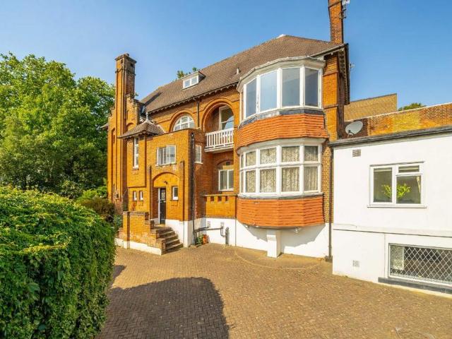 Apartment for rent in London Borough of Merton, Greater London