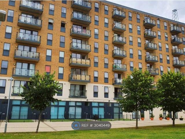 Apartment for rent in London Borough of Merton, Collier's Wood