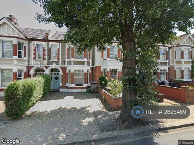 House for rent in Southfields, Greater London