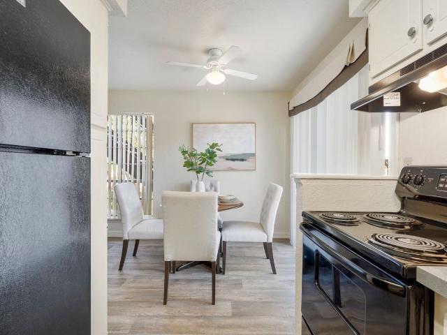 Apartment for rent in Trinity Creek, Tulsa