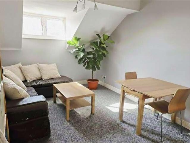 Apartment for rent in Moordown, Bournemouth