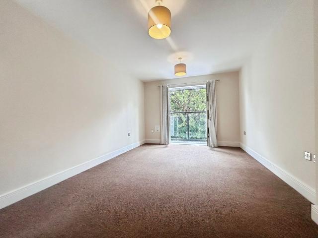 Apartment for rent in Talbot Village, Bournemouth