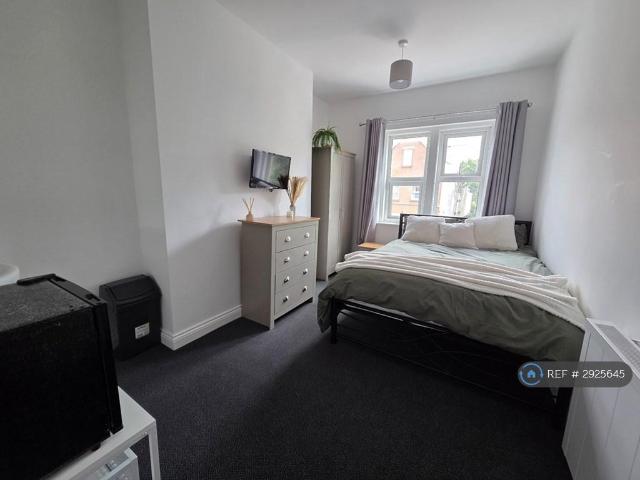 Apartment for rent in Talbot Village, Bournemouth