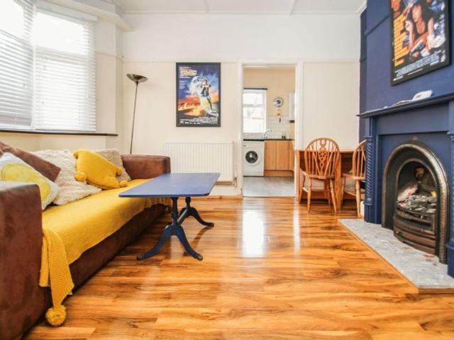Apartment for rent in Moordown, Bournemouth