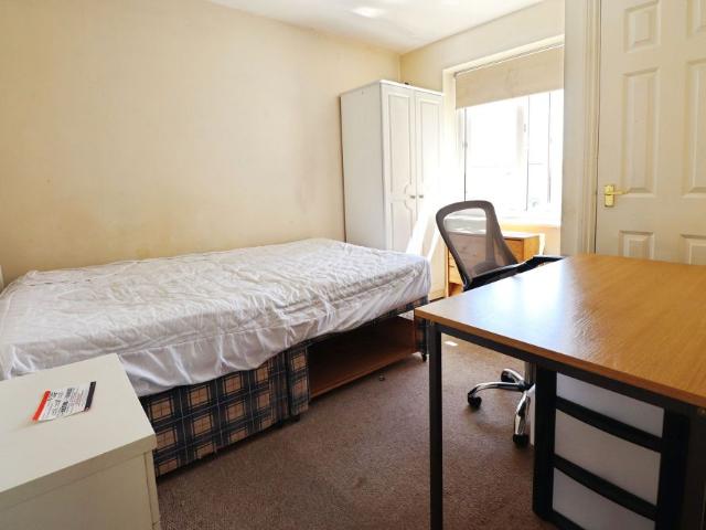 Apartment for rent in Moordown, Bournemouth