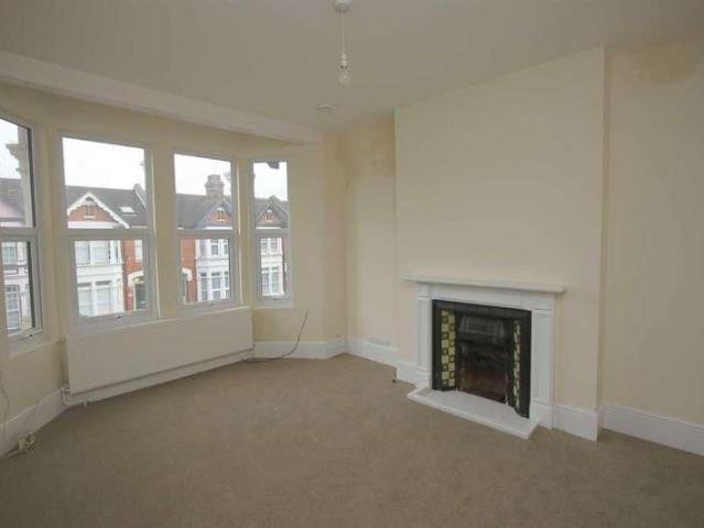 Apartment for rent in Southend City Centre Neighbourhood, Southend-on-Sea