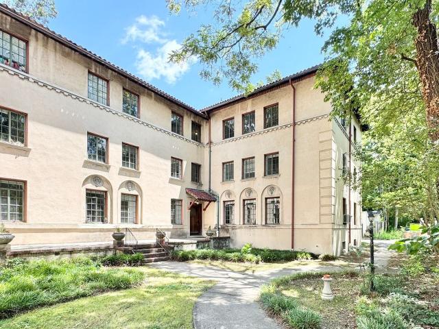 Apartment for rent in Greensboro, Guilford County