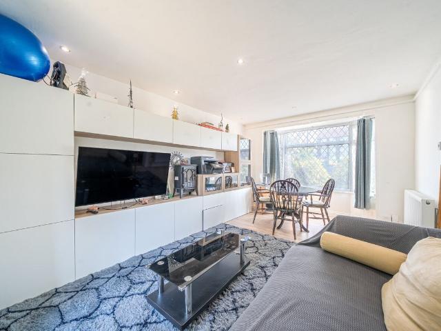 House for rent in Well Hall, Greater London