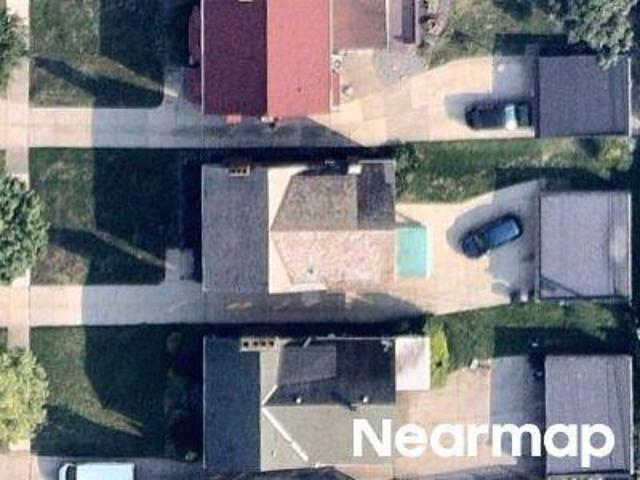 House for sale in Beachwood