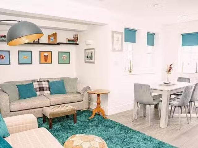Apartment for rent in The Strand, Rother