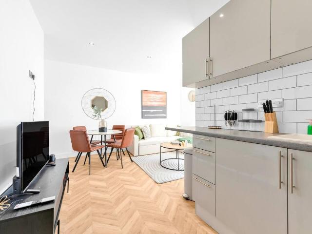 Apartment for rent in Heathlands, East Sussex