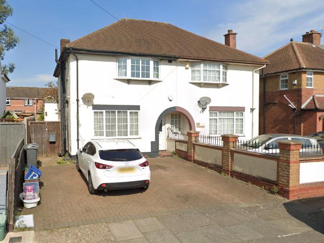 House for rent in London Borough of Hounslow, Hanworth
