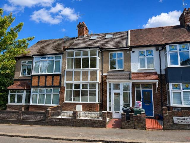 House for rent in Highams Park, Greater London