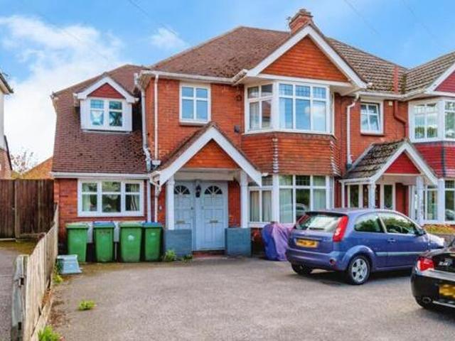 House for sale in Barton Stacey, Hampshire