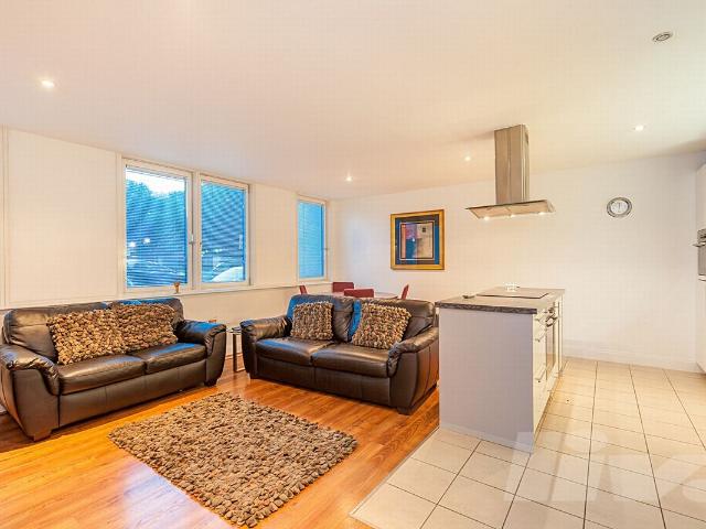 House for rent in Swiss Cottage, Greater London