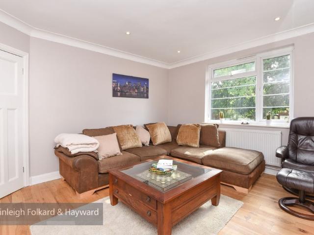 Apartment for rent in Southgate, Oakwood