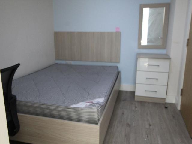 Studio for rent in Avenham, Higher Bartle