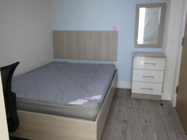 Studio for rent in Avenham, Higher Bartle