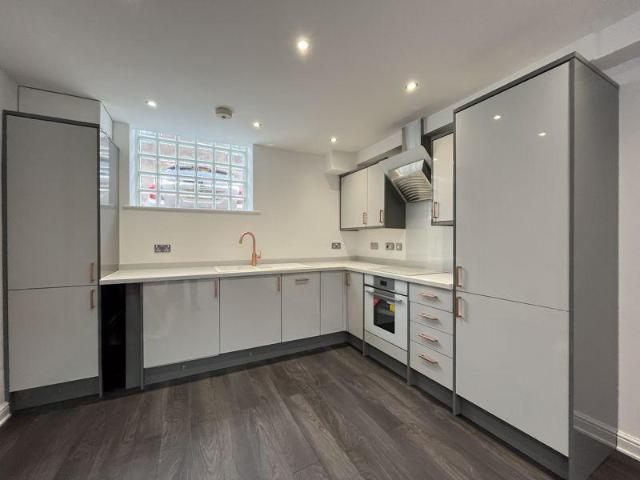Apartment for rent in Avenham, Higher Bartle