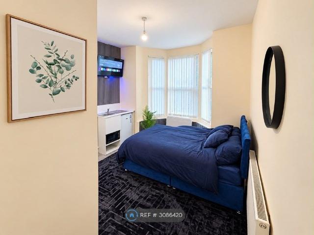 Room for rent in Wincobank, Sheffield