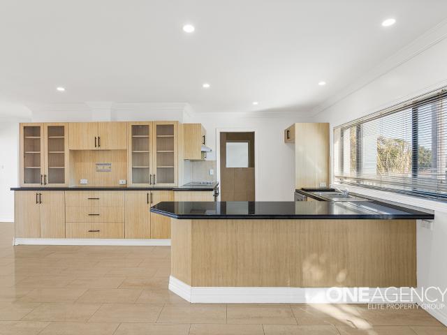 Apartment for rent in Wollongong West, New South Wales