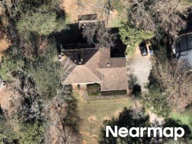House for sale in Lilburn, Georgia