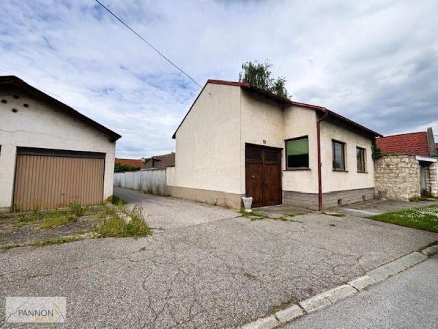 Haus kaufen in Winden am See