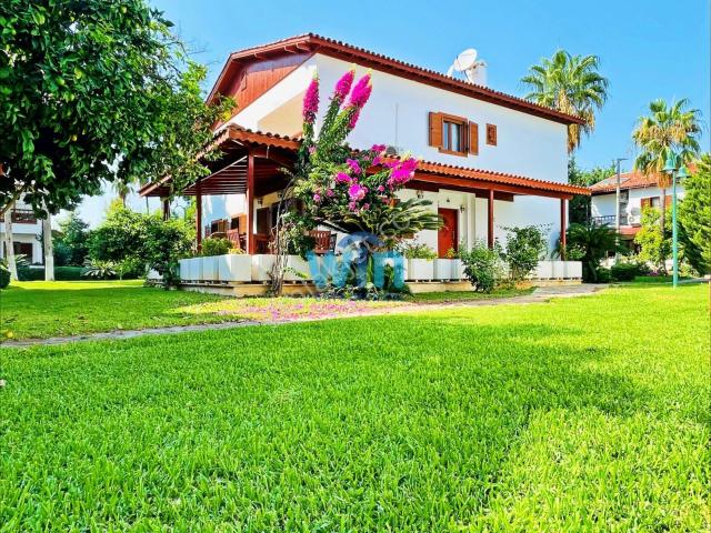 Erdemli içerisinde satılık Villa