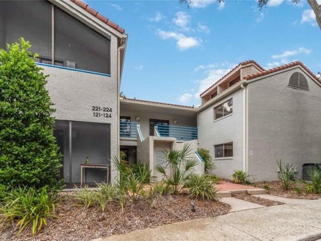 Condo for sale in Maitland, Florida