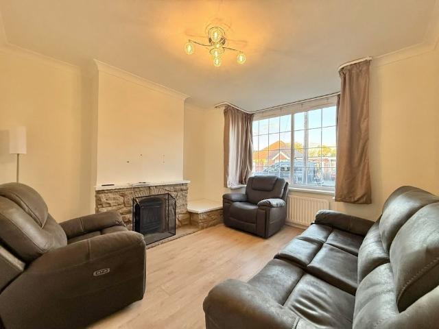 House for rent in Dewsbury, Kirklees