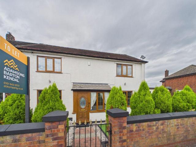House for rent in Burnedge, Greater Manchester