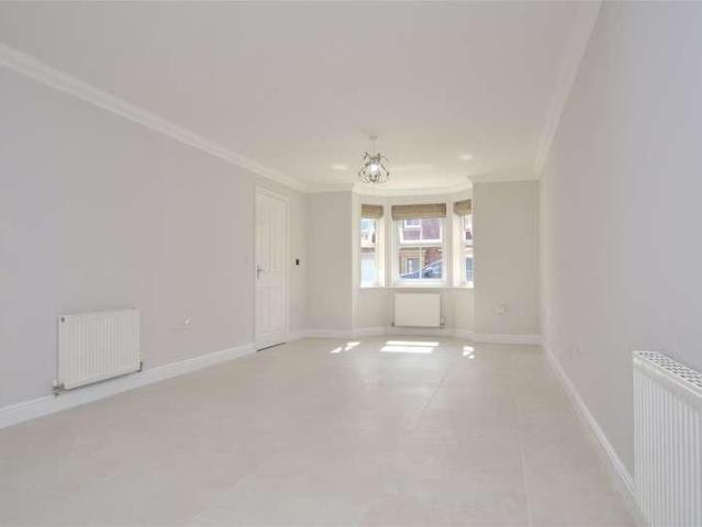 House for rent in Barnwood, Gloucester