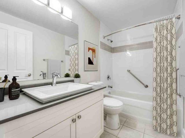Apartment for rent in Mulhurst Bay, Ontario
