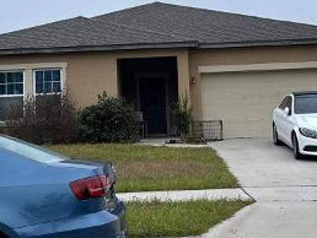 House for sale in Groveland