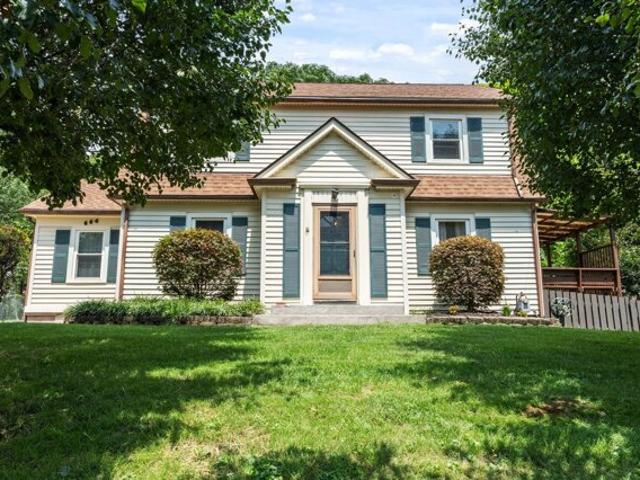 House for sale in Frankfort