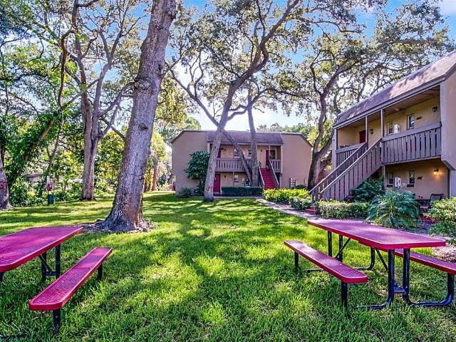 Apartment for rent in Largo, Florida