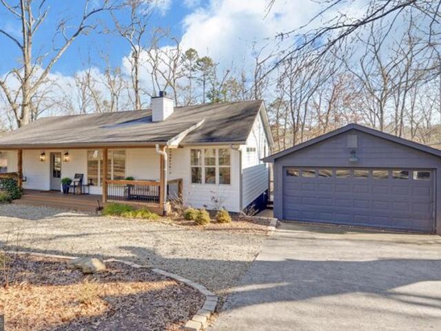 House for sale in Hartwell