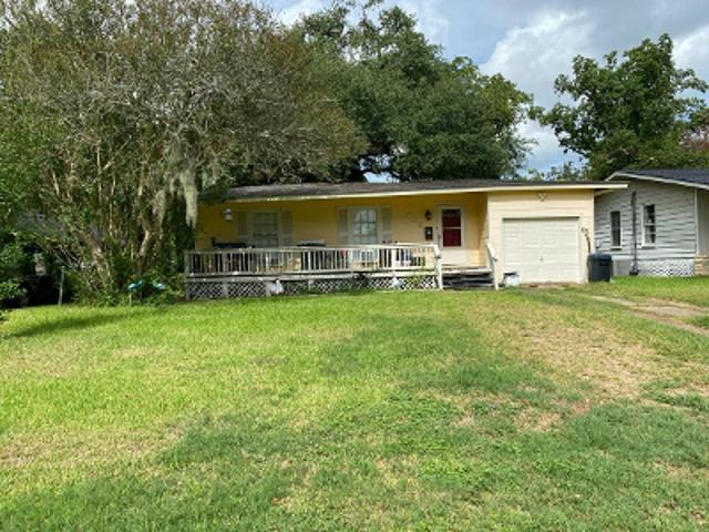 House for sale in Lake Jackson, Brazoria County