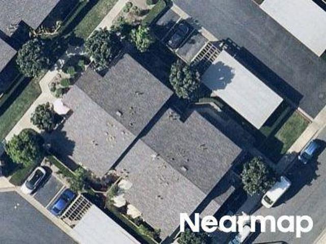 Condo for sale in Irvine, Woodbridge