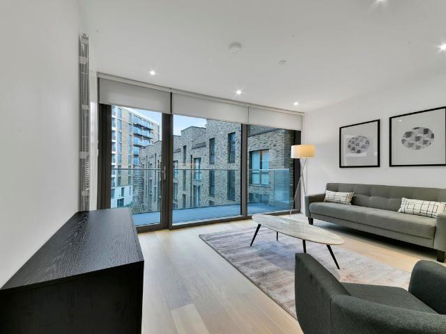 House for rent in Silvertown, Greater London