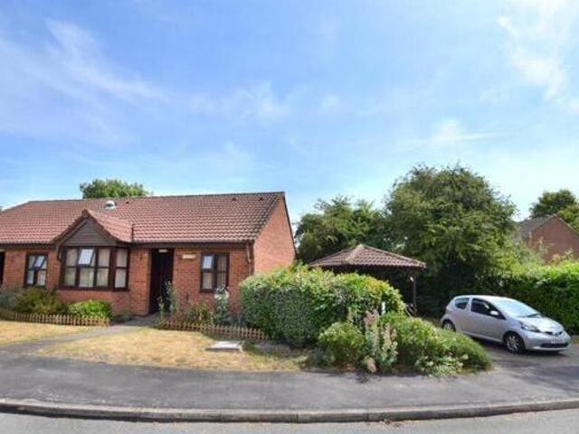 House for sale in Elmfield, Leicestershire