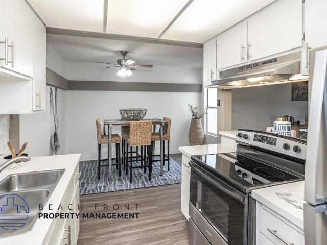 Apartment for rent in Midway City, California