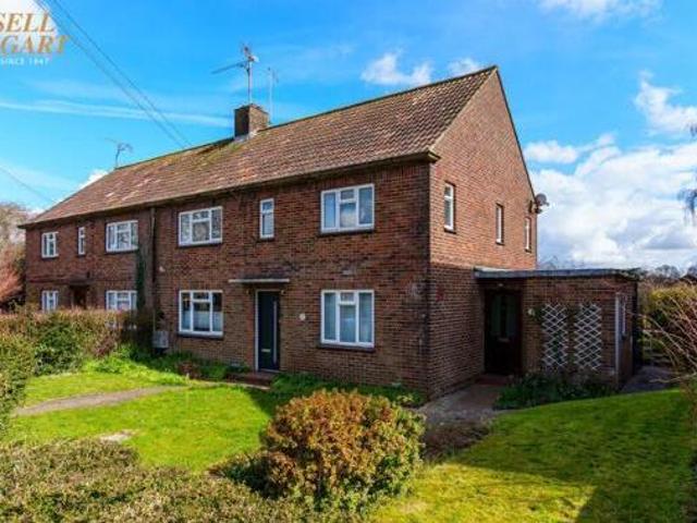 House for sale in Perryfields, West Sussex