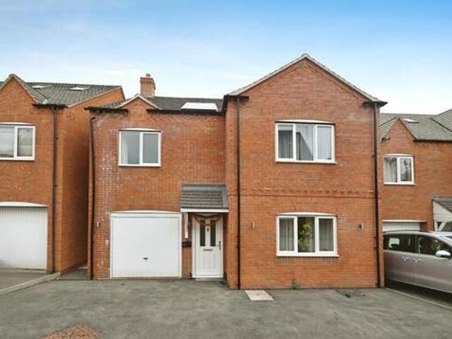 House for sale in New Bilton, Warwickshire