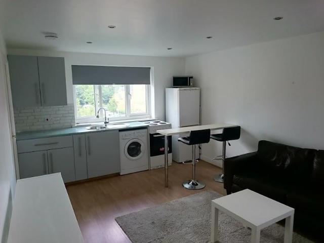 House for rent in Golders Green, Greater London