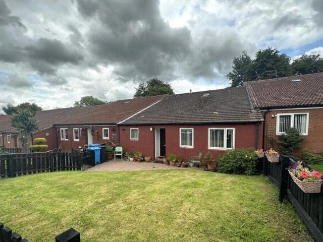 House for sale in Halton