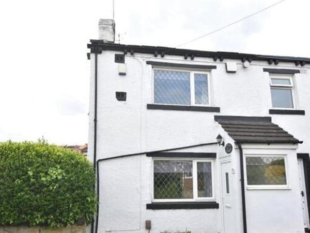House for sale in Pudsey, West Yorkshire