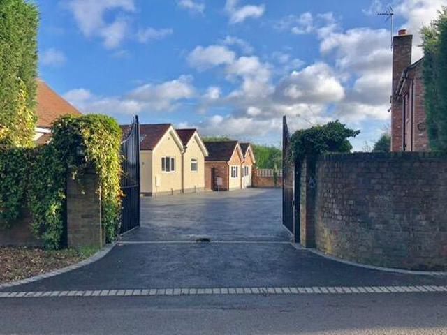 House for rent in Lyons, Greater London